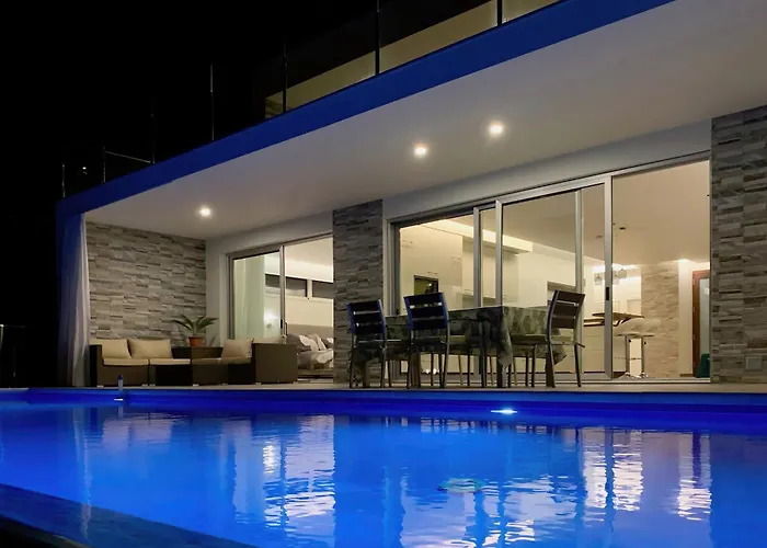 Sunset Ocean ゲストハウス