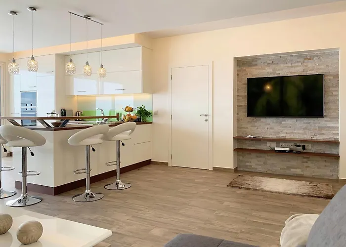 Sunset Ocean ריביירה בראבה