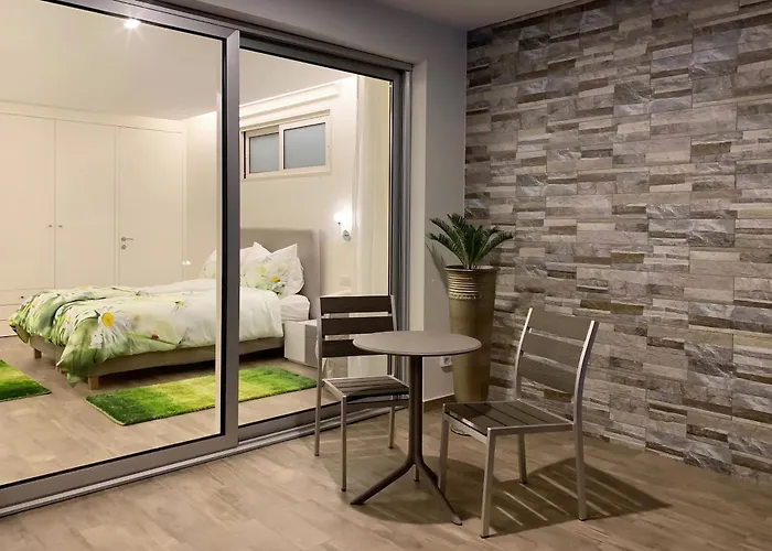 בית הארחה Sunset Ocean