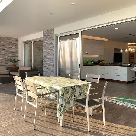 Гостевой дом Sunset Ocean 4*